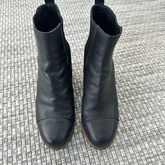 UGG Pax Leather Wedge Bootie Brown Size 10 - Picture 5 of 13